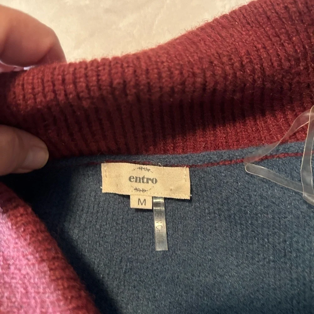 Entro Burgundy and Navy Knit Sweater